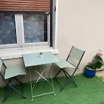 Un Petit Truc En