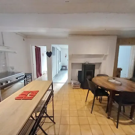 Vakantiehuis Un Petit Truc En *